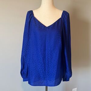 Ann Taylor sz S cobalt blue tone on tone animal print long sleeve blouse